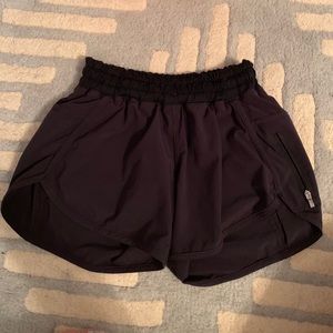 Lulu lemon tracker shorts